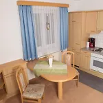 Lehenriedl Apartment *